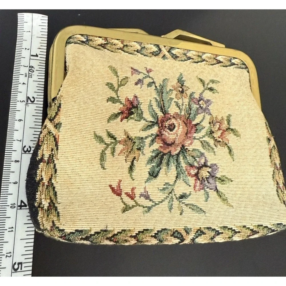 VTG Floral Tapestry Purse KISS Lock  5 1/2X4 1/2